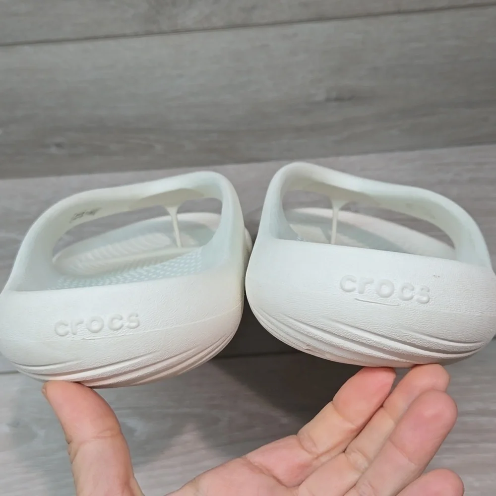 Crocs Mens Thong Rubber White Crocs Flip Flops Sandals Shoes Sz 11